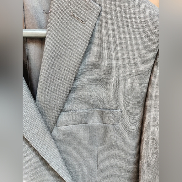 HP ⭐️ Calvin Klein Two-Piece Suit, Charcoal Grey, Size US 40 R - Picture 11 of 12